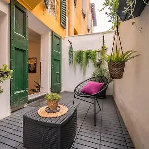 santo-stefano-5-apartment-with-private-garden.emilia-romagnahotels.net/